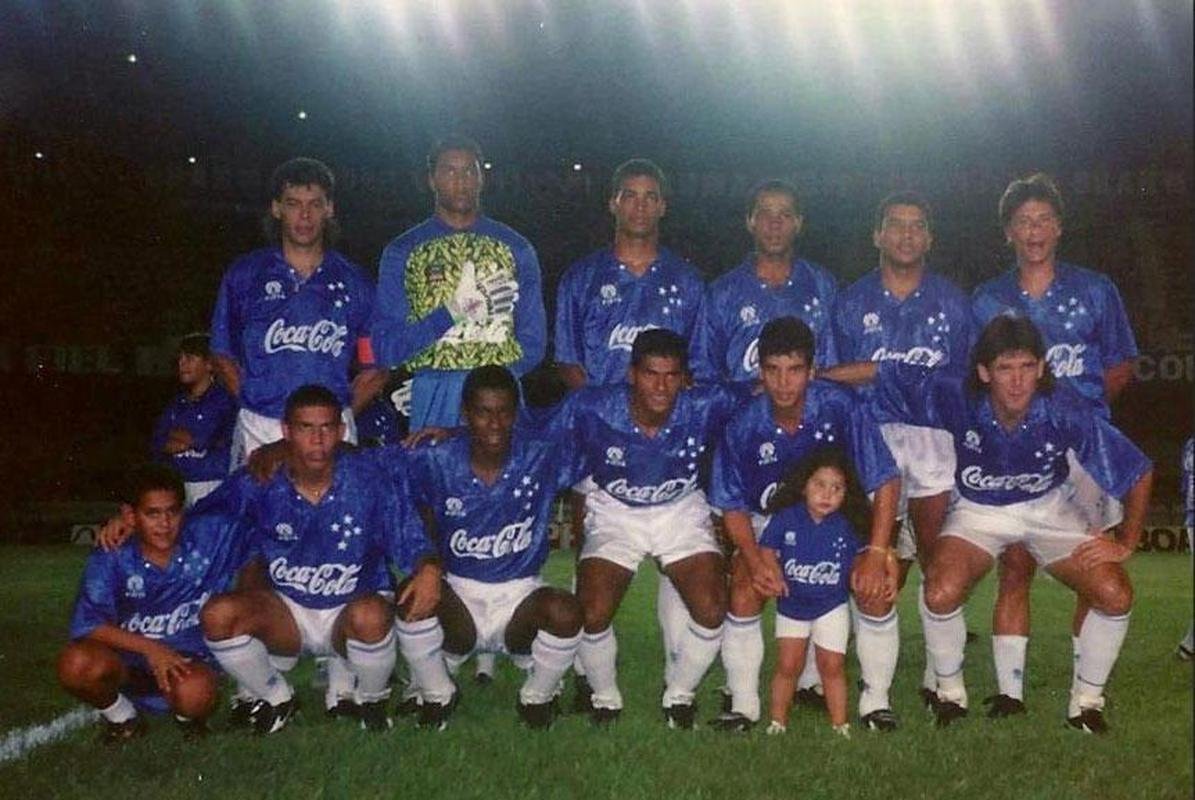 Ronaldo em formaes do Cruzeiro de 1994