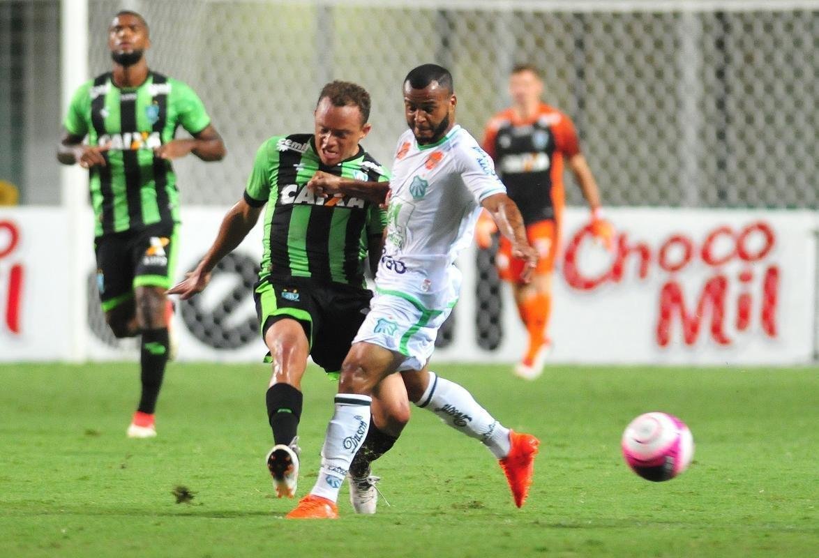 Fotos de Amrica x Caldense, no Independncia, pela 10 rodada do Campeonato Mineiro (Ramon Lisboa/EM D.A Press)