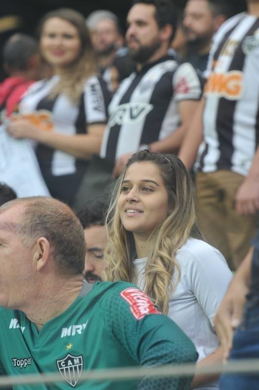 Imagens da torcida do Atltico no clssico contra o Cruzeiro, no Independncia, pelo Campeonato Brasileiro 