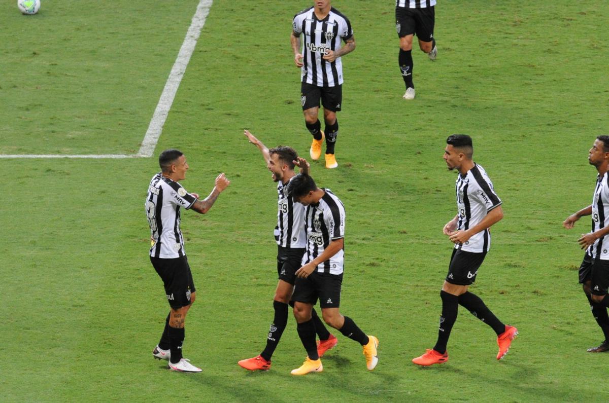 Imagens do jogo entre Atlético e Coritiba, pela 27ª rodada da Série A do Campeonato Brasileiro, no Mineirão