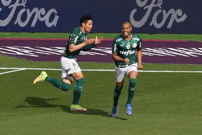 Final da Libertadores: fotos do gol de Raphael Veiga para o Palmeiras