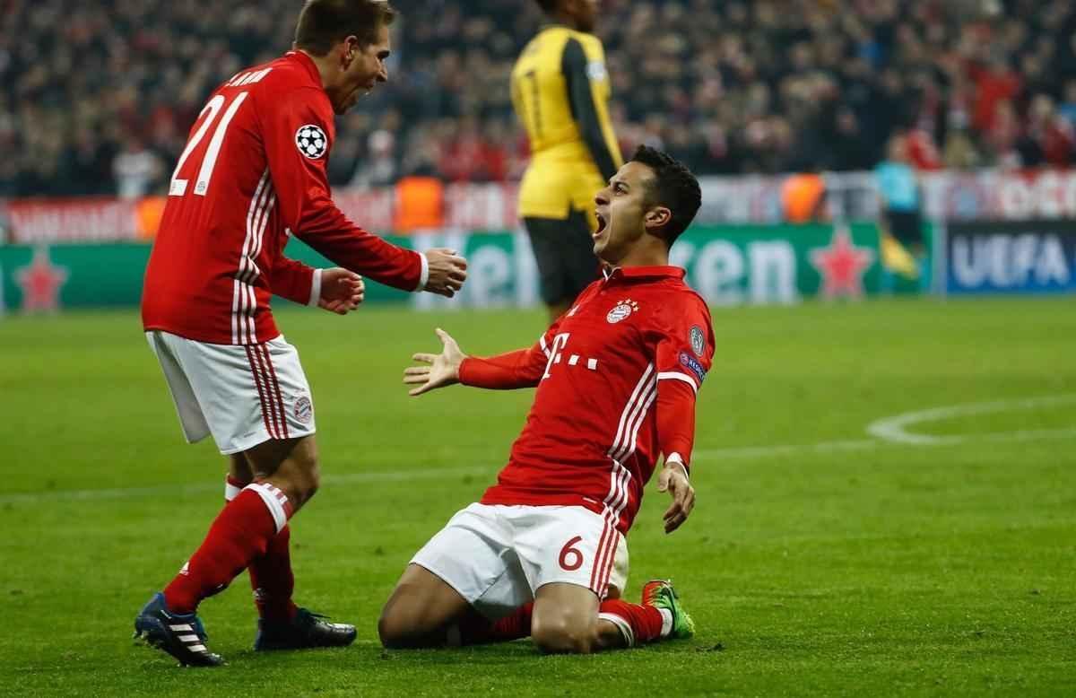Thiago Alcntara (2), Robben, Lewandowski e Muller marcaram os gols alemes; Snchez descontou para o Arsenal