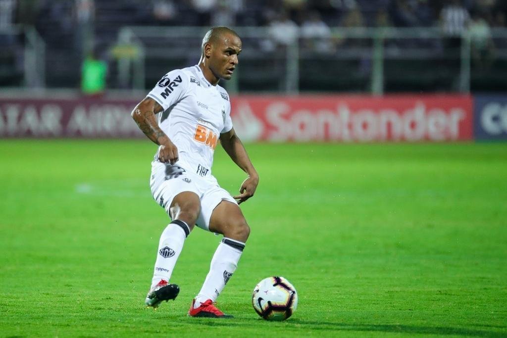 Imagens da partida entre Defensor e Atltico, em Montevidu, pela Libertadores