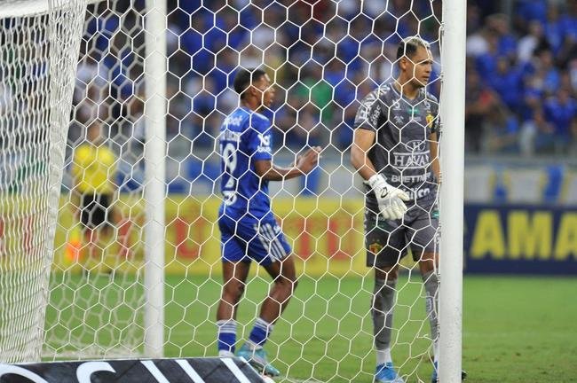 Fotos do jogo entre Cruzeiro e Brusque, no Mineiro, em Belo Horizonte, pela segunda rodada da Srie B do Campeonato Brasileiro
