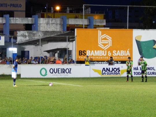 Fotos de URT x América, em Patos de Minas, pela segunda rodada do Campeonato Mineiro