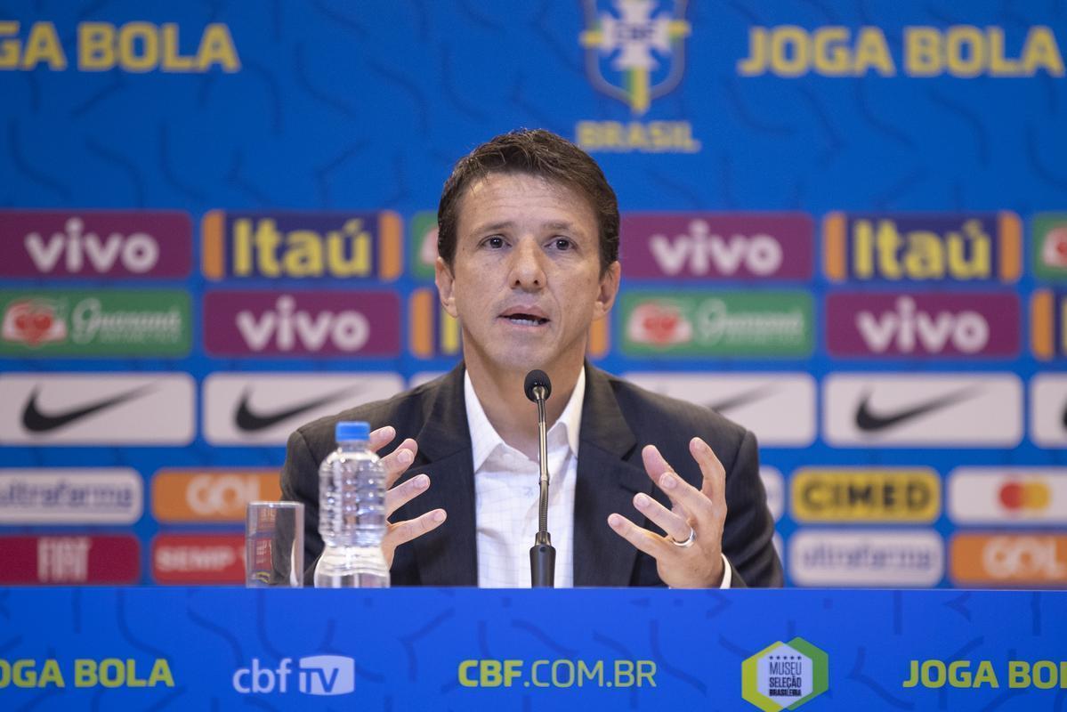 Tcnico Tite convocou a equipe nacional para jogos nos Estados Unidos, em setembro.