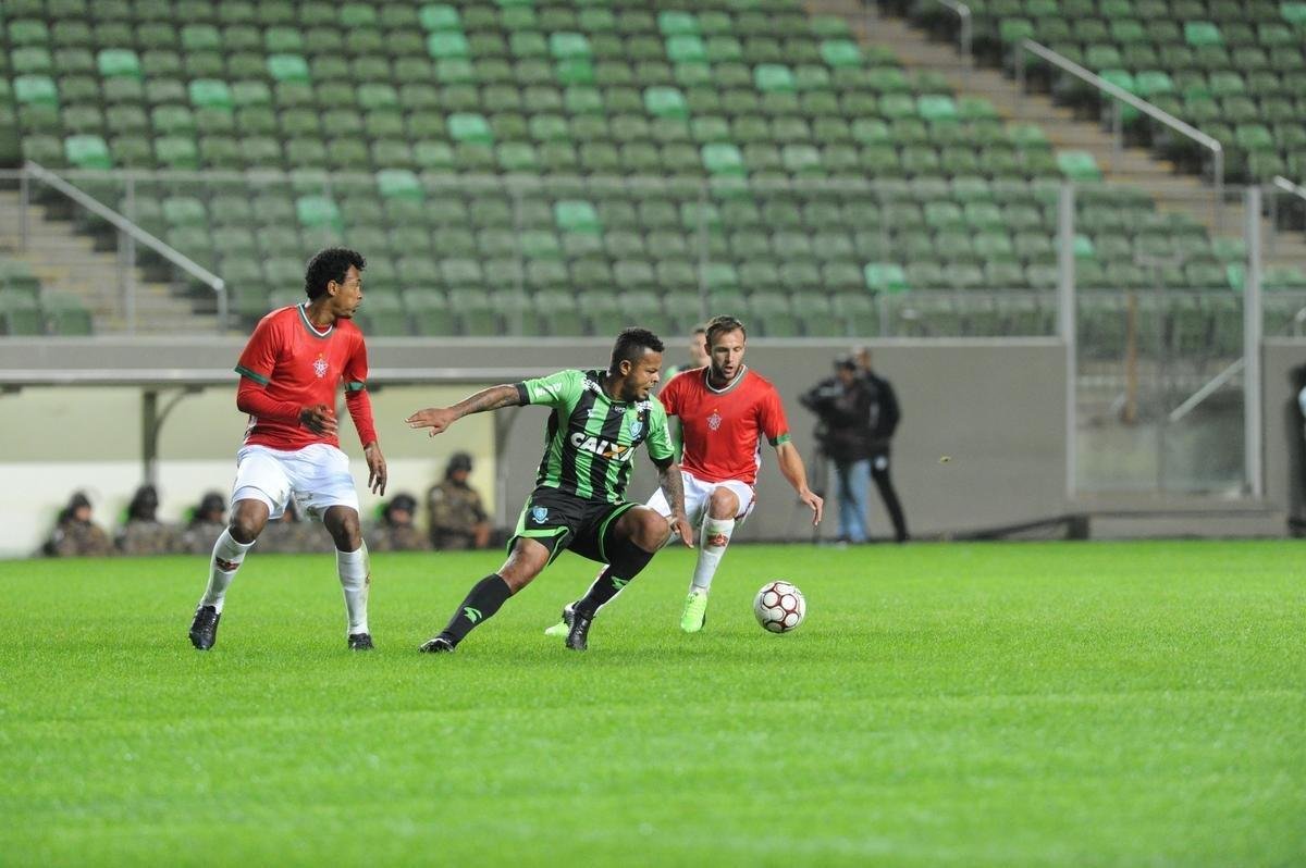 Amrica e Boa Esporte se enfrentaram no Independncia, pela 13 rodada da Srie B do Campeonato Brasileiro
