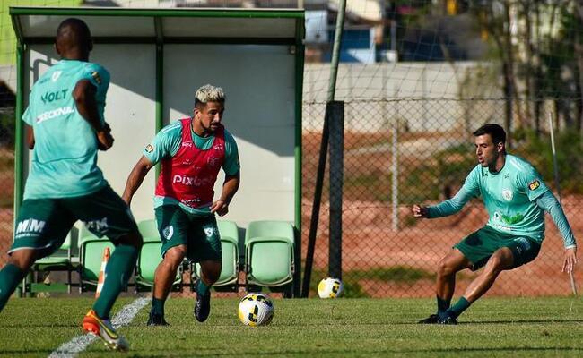 Amrica tem o retorno de quatro jogadores  lista de relacionados