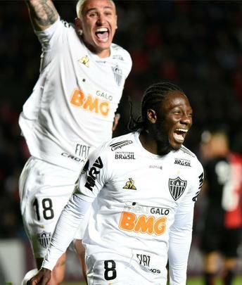 Fotos do jogo entre Colon e Atlético, no Estádio Cemitério dos Elefantes, em Santa Fé, na Argentina, pela ida da semifinal da Copa Sul-Americana. Chará marcou o gol do Galo no primeiro tempo.