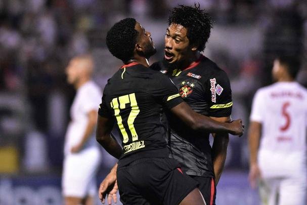 Um bonito gol marcou o 11º gol na temporada. Foi no empate com o Bragantino, fora de casa, pela Série B