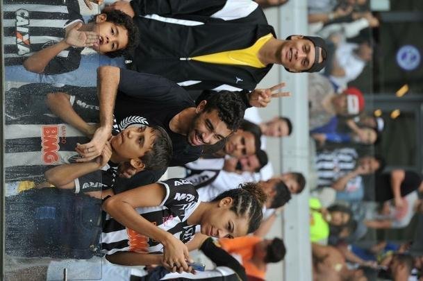 Fotos do 'Game of Dreams', jogo festivo dos Amigos do Ronaldinho contra os Amigos do Penta