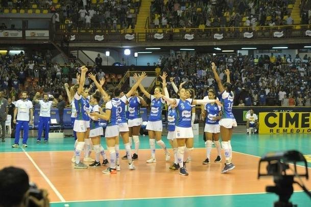 Minas x Praia: veja fotos da primeira partida da final