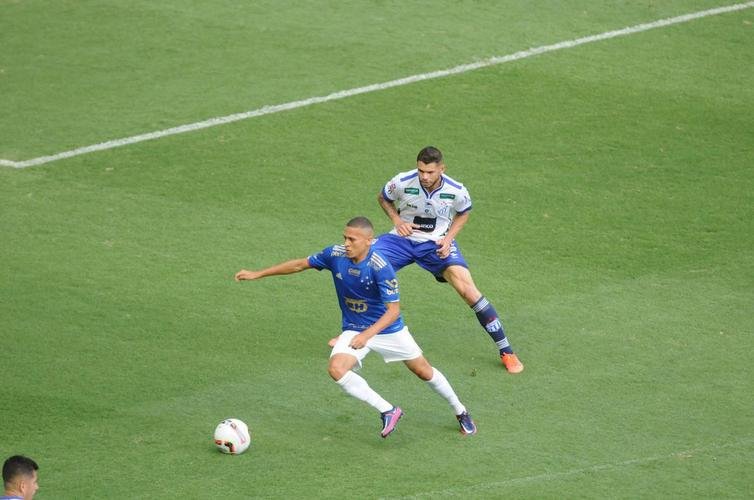 28- Joo Paulo (meia)