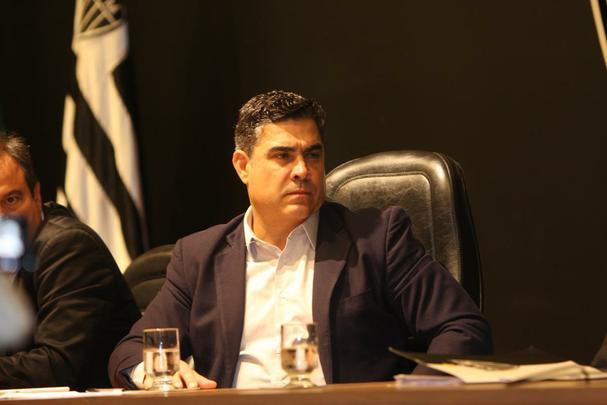 Veja imagens da entrevista coletiva de Srgio Sette Cmara