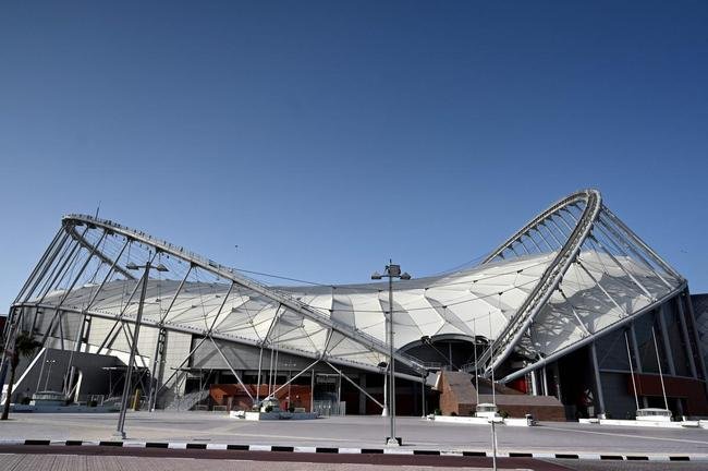 Estdio Internacional Khalifa: inaugurada em 1976, arena em Doha recebeu vrios eventos esportivos internacionais importantes e foi remodelada para o Mundial do Catar
