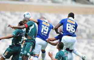 Lances da partida entre Cruzeiro e Caldense no Mineiro pelo Campeonato Mineiro