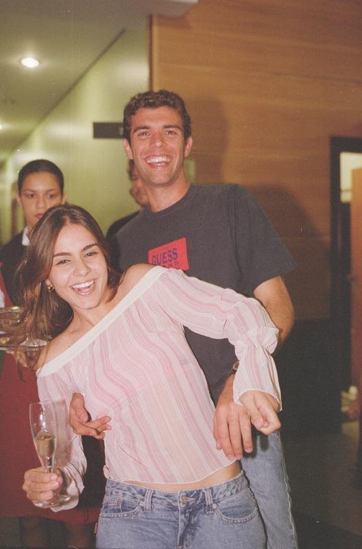 Aps a grande festa no Mineiro com a vitria sobre o Paysandu por 2 a 1, e tambm nas ruas de Belo Horizonte, em desfile carro aberto, jogadores, integrantes da comisso tcnica e dirigentes do Cruzeiro comemoraram o ttulo brasileiro e a indita Trplice Coroa de 2003 em evento fechado no hotel Ouro Minas, em Belo Horizonte. Familiares dos campees estiveram presentes. Imagens do arquivo do Estado de Minas mostraram a euforia dos jogadores, do tcnico Vanderlei Luxemburgo, do presidente Alvimar de Oliveira Costa e do vice, Zez Perrella, naquele 30 de novembro.