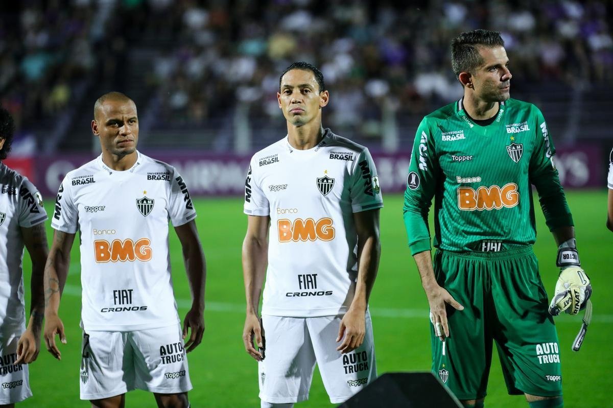 Imagens da partida entre Defensor e Atltico, em Montevidu, pela Libertadores