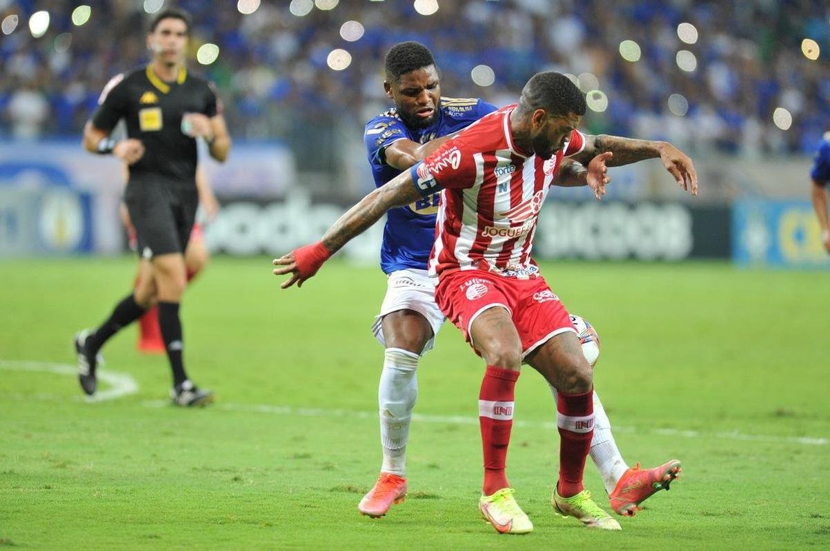 Fotos do jogo entre Cruzeiro e Nutico, no Mineiro, que marcou as despedidas de Rafael Sobis e Ariel Cabra.