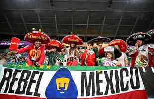 Imagens da torcida no jogo entre Mxico e Polnia pelo Grupo C da Copa do Mundo.