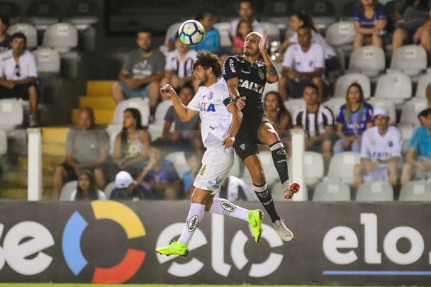 Na Vila Belmiro, Atlético é derrotado pelo Santos por 3 a 2, pela 37ª rodada do Campeonato Brasileiro