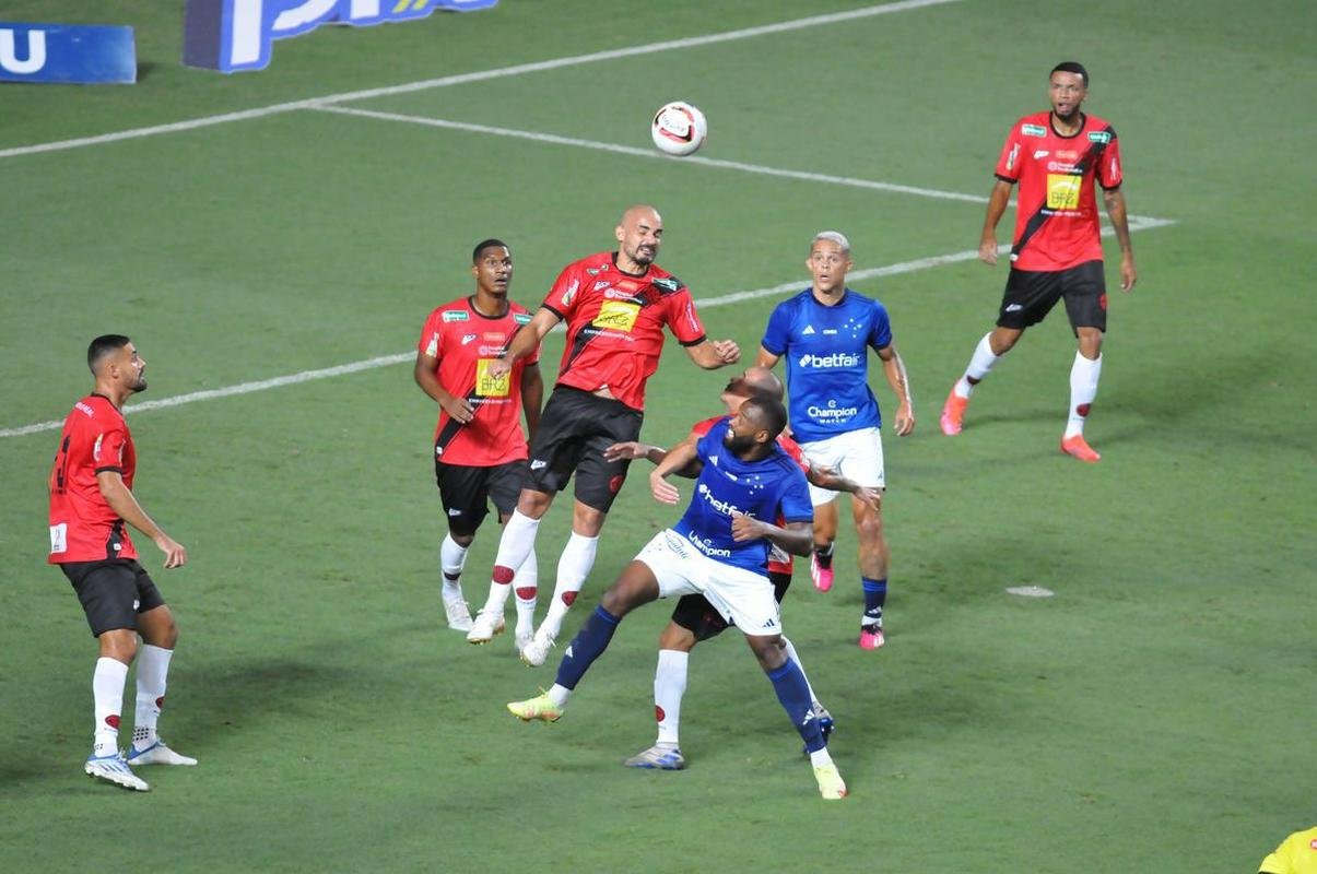 Cruzeiro x Pouso Alegre: fotos do jogo no estdio Independncia, em Belo Horizonte, pelo Campeonato Mineiro