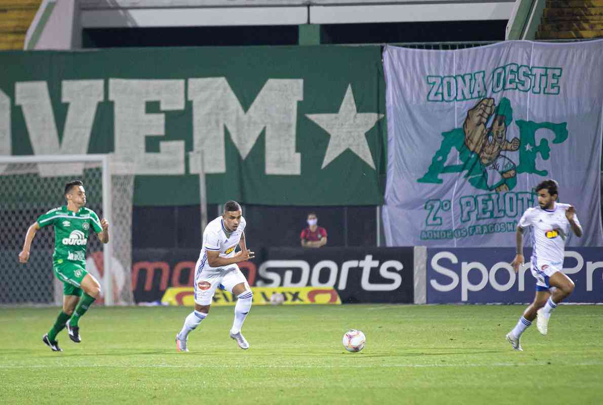 Fotos do jogo entre Chapecoense e Cruzeiro, na Arena Condá, em Chapecó, pela 23ª rodada da Série B do Campeonato Brasileiro
