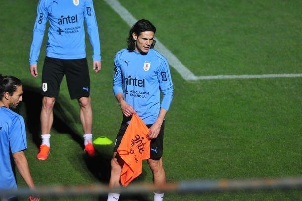 Imagens do primeiro treino da Seleo Uruguaia no Sesc Venda Nova, em Belo Horizonte