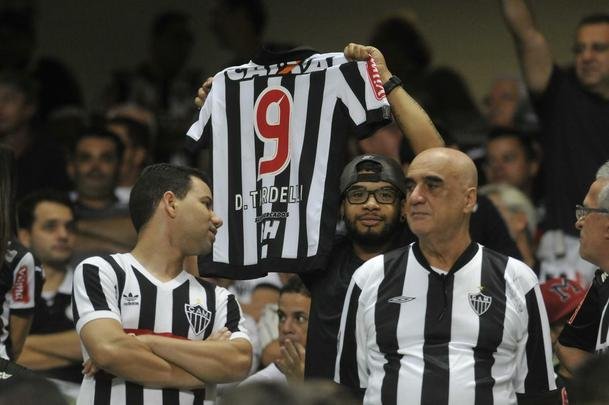 Fotos da torcida do Atltico, no Independncia, durante partida de ida da semifinal do Mineiro, contra o Amrica