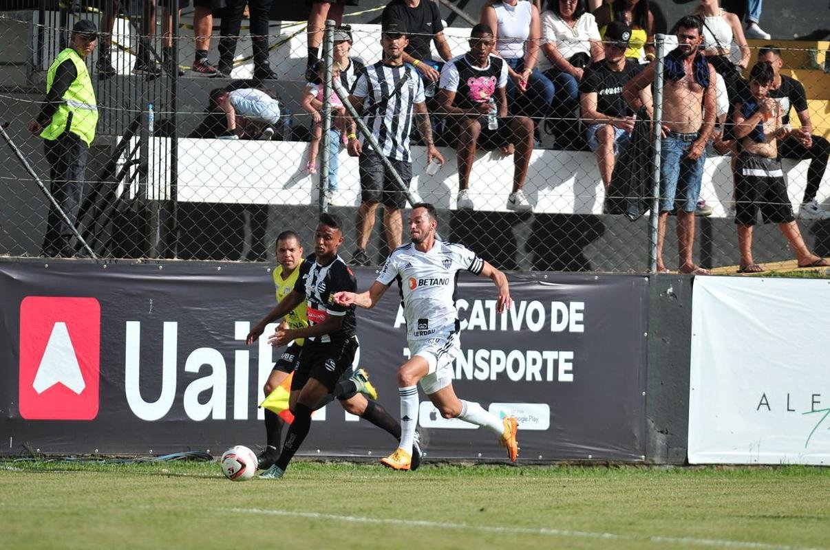 Fotos do jogo entre Athletic x Atltico, pelo Campeonato Mineiro