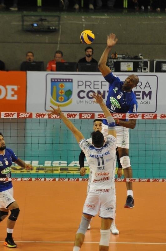 Cruzeiro venceu o Taubat por 3 sets a 1 e garantiu vaga na final da Superliga Masculina