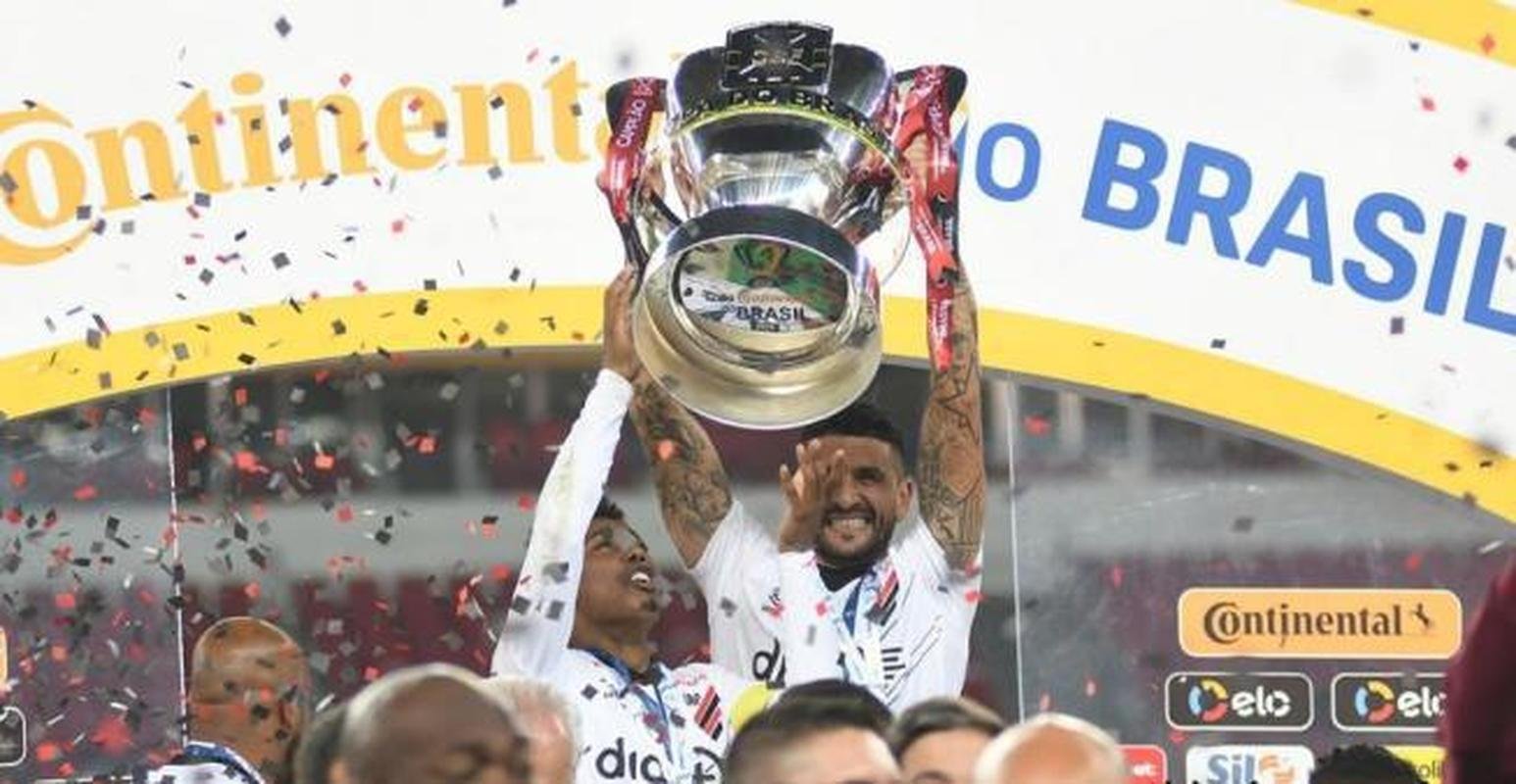 O Athletico-PR foi  final da Copa do Brasil trs vezes, nos anos de 2013, 2019 e 2021. O clube levantou a taa apenas em 2019, sobre o Internacional.