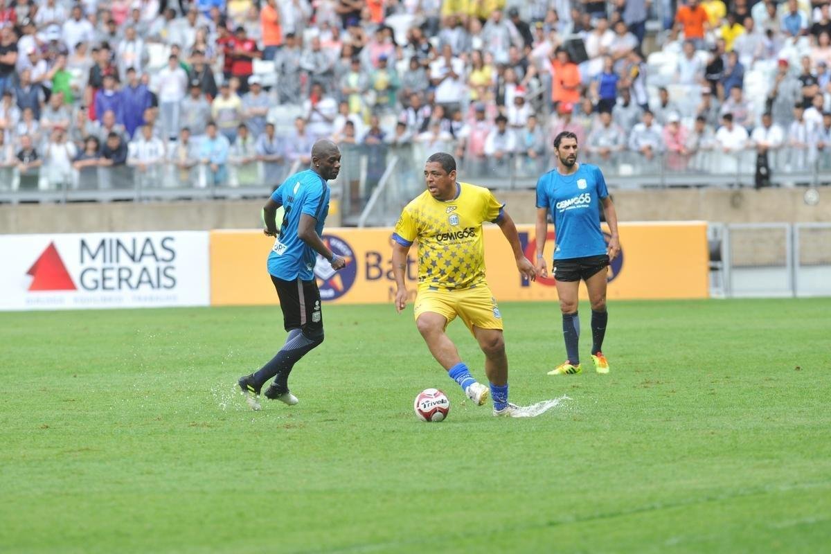 Fotos do 'Game of Dreams', jogo festivo dos Amigos do Ronaldinho contra os Amigos do Penta