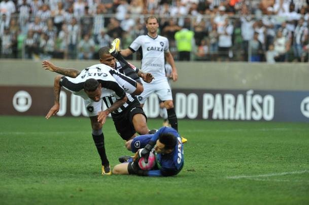 Atltico e Botafogo empatem por 0 a 0, no Independncia 