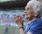 Em filme, Cruzeiro e coletivo de torcedores homenageiam Vó Miracy, torcedora que completou 100 anos em 2019