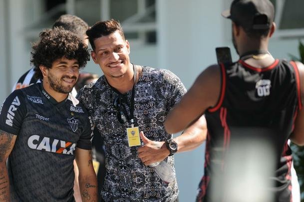 Imagens do treino na Cidade do Galo