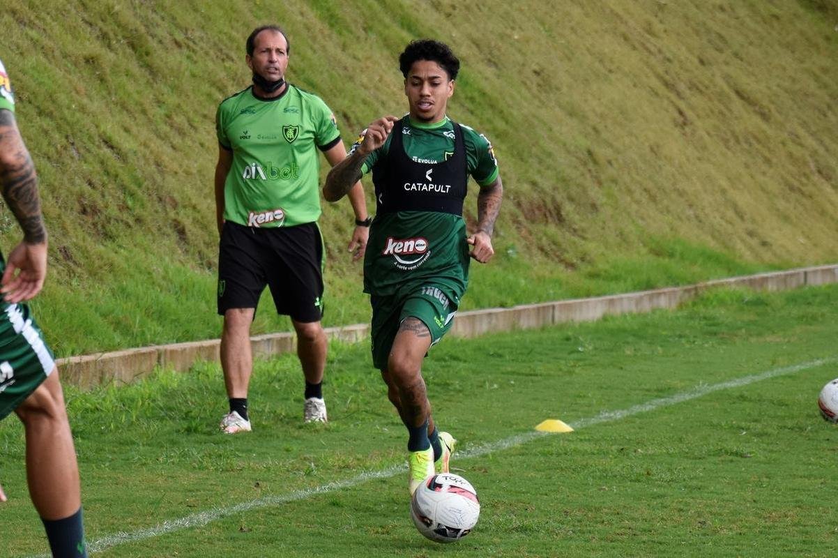 Fotos do treino do Amrica nesta segunda-feira (07/02) no CT Lanna Drumond
