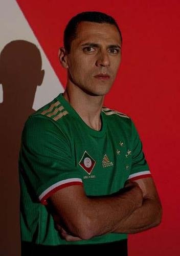 Novo uniforme foi lançado na terça-feira (17/08/2021)