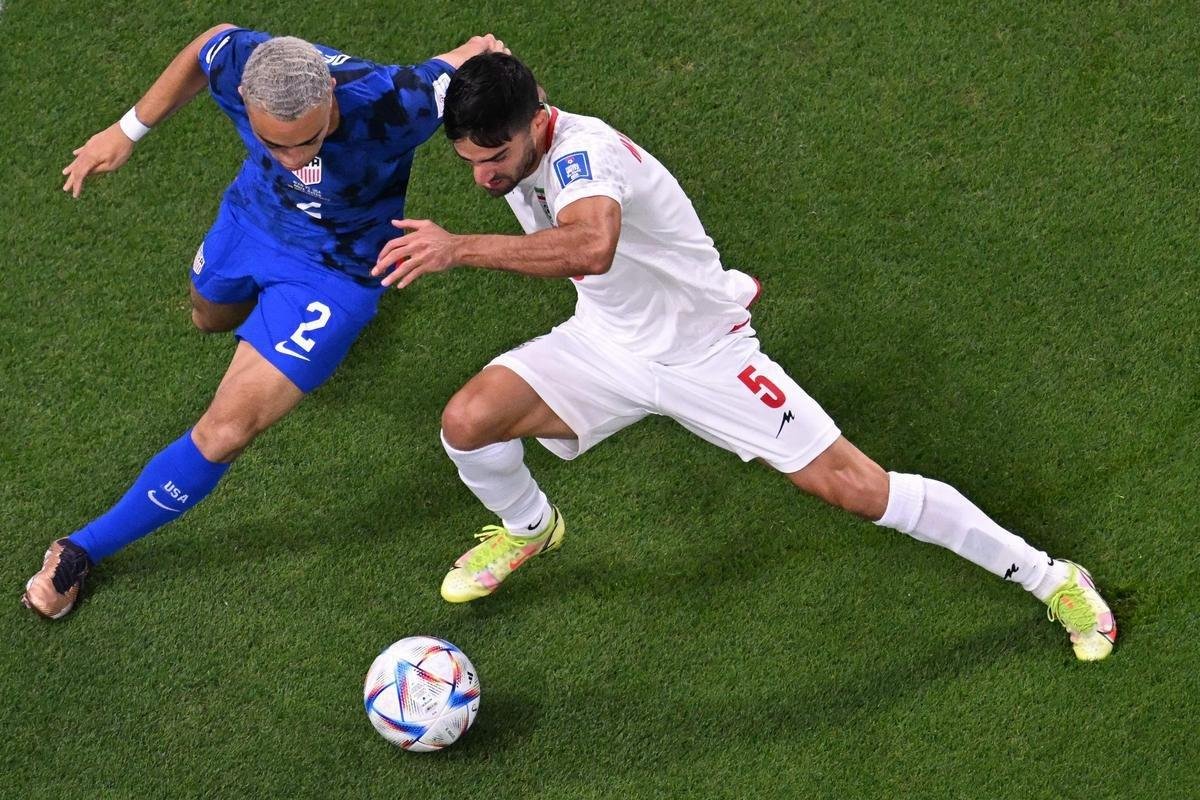 Ir e Estados Unidos se enfrentaram no Estdio Al Thumama