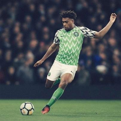 Nigéria - primeiro uniforme (Nike)