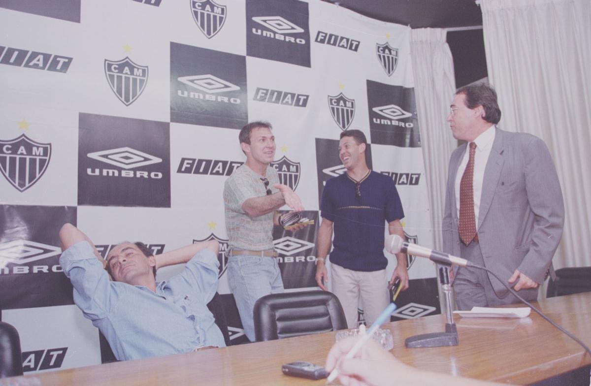 Veja fotos da trajetria de Bebeto de Freitas no Atltico e no Botafogo