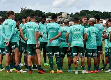 Coelho mira 'recuperação' no Mineiro, vê indefinição da SAF e quer ir longe na Sul-Americana, competição que irá disputar pela primeira vez na história