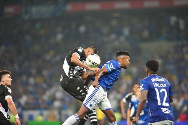 Cruzeiro x Vasco: veja fotos do jogo no Mineiro