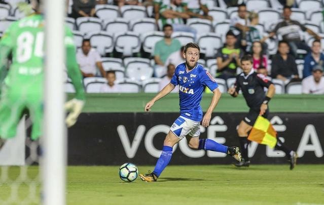 Fotos do jogo entre Coritiba e Cruzeiro, no Couto Pereira, pela 29ª rodada do Brasileiro