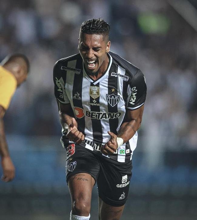 Fotos do jogo entre Brasiliense e Atltico no Estdio Klber Andrade, em Cariacica-ES, pela terceira fase da Copa do Brasil