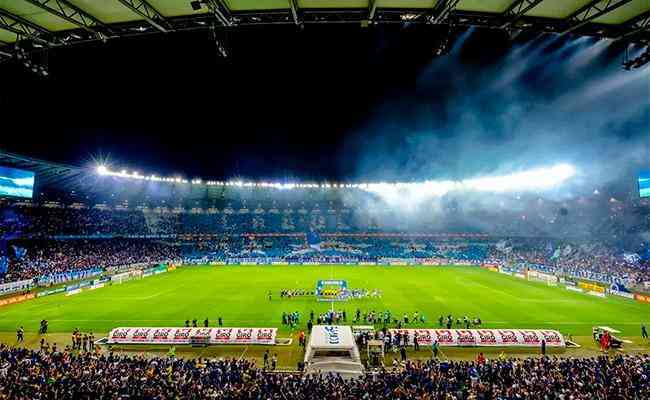 Torcida do Cruzeiro bateu recorde de pblico do Mineiro em 2022 com vitria sobre o Vasco