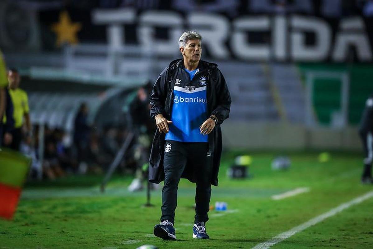 Atualmente no Grmio, Renato Gacho j conquistou dez ttulos: Copa do Brasil (2007 e 2016), Libertadores (2017), Gacho (2018, 2019, 2020, 2023), Recopa Sul-Americana (2018), Recopa Gacha (2019 e 2023)