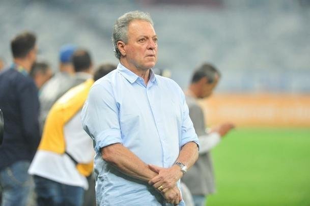 Cruzeiro e Internacional ficaram no empate em jogo com interveno do VAR