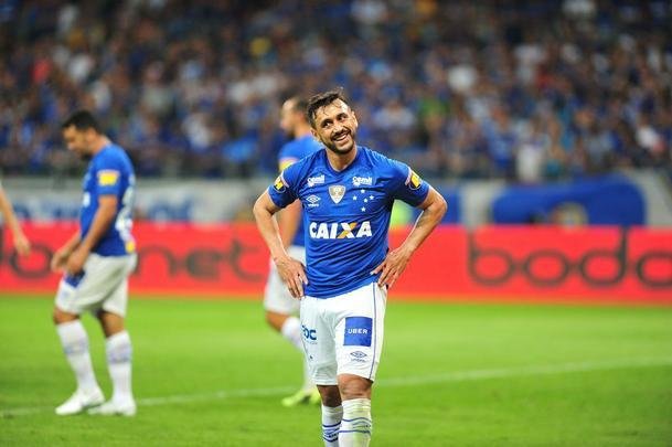 Fotos do segundo tempo, no Mineiro: Bruno Henrique fez 2 a 1 para o Santos e levou deciso para os pnaltis