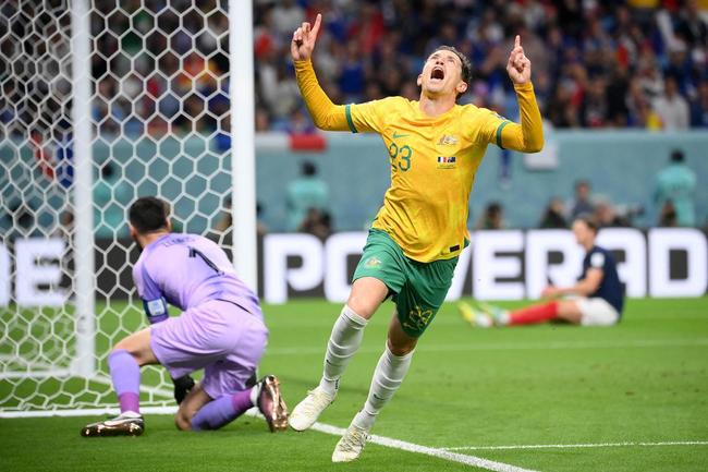 França leva susto da Austrália, mas vira e estreia com goleada na Copa -  Superesportes